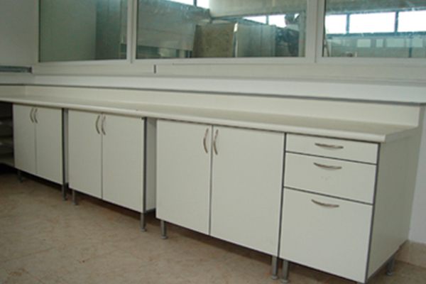 muebles bajo mesada antiacida, especiales para laboratorio