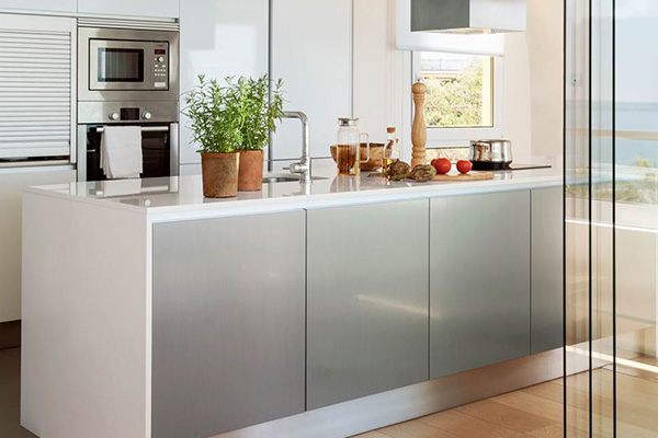 Quequen SRL, muebles de cocina en acero inoxidable, fabricamos a medida