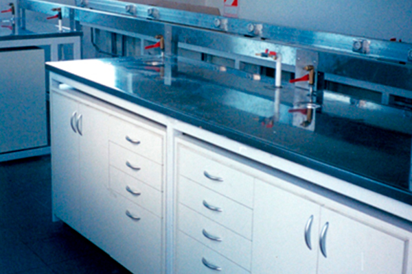 mesada de acero para laboratorios,somos fabricantes directos